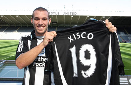 Xisco Jiménez en us presentación en St James' Park