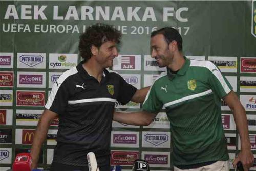 Idiakez y Català, entrenador y capitán del AEK
